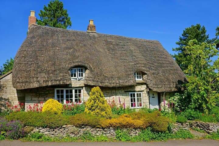 Bath and Cotswolds Guided Tour from London