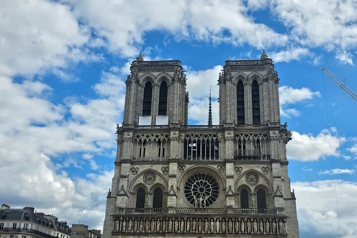 Tour a pie por Notre Dame y entrada a Sainte Chapelle