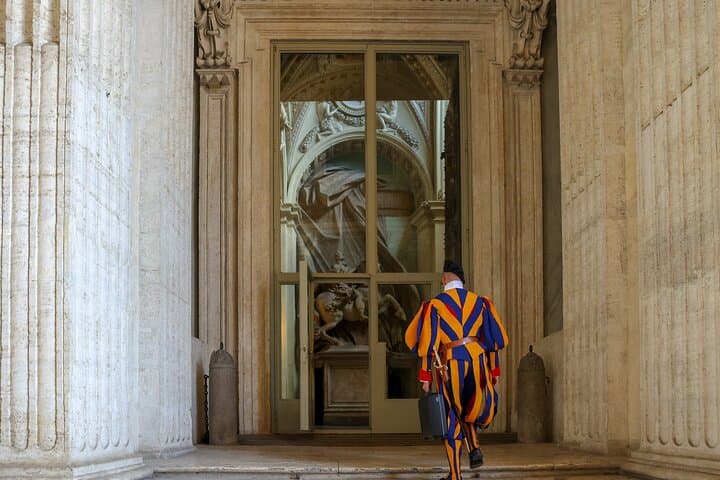 Roma : Basílica de San Pedro, La Pietà, Tumbas Papales y Cúpula