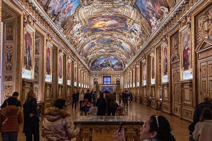Visita guiada al Louvre y Mona Lisa con acceso reservado