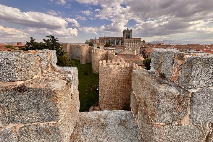 Excursiones a Ávila y Segovia desde Madrid