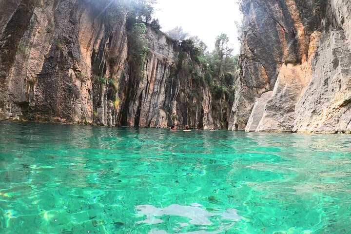 Valencia - Montanejos : con o sin senderismo/rafting