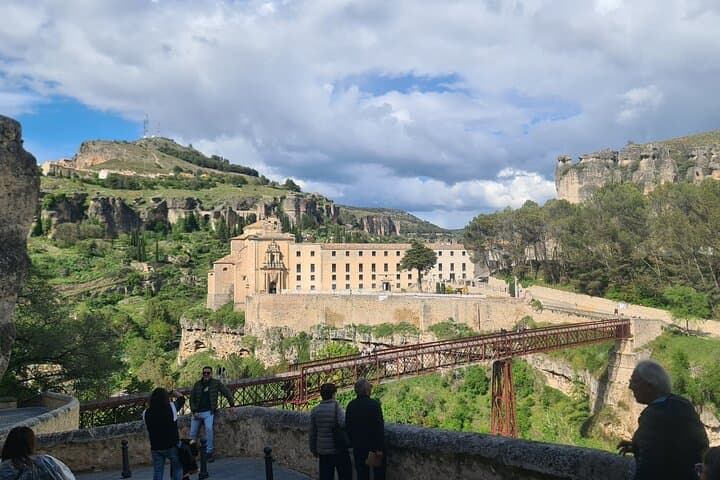 Excursión de un día completo a Cuenca y la Ciudad Encantada desde Madrid