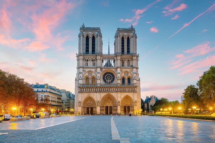 Notre-Dame Exclusive Private Guided Tour
