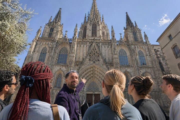 Barcelona 1.5h Tour privado a pie por el casco antiguo, el gótico y las Ramblas