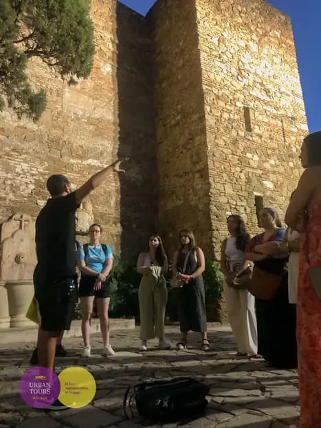 Free Tour Leyendas y Misterios de Málaga (sólo para adultos)