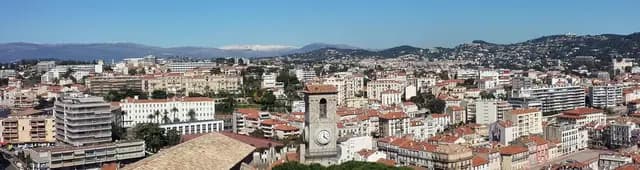 Free walking tour Cannes
