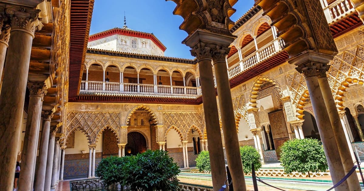 Seville: Royal Alcazar VIP Guided Tour with Exclusive Access