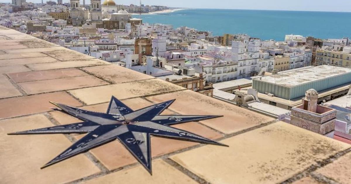 Cádiz: tour a pie por la ciudad a la Torre Tavira y la catedral
