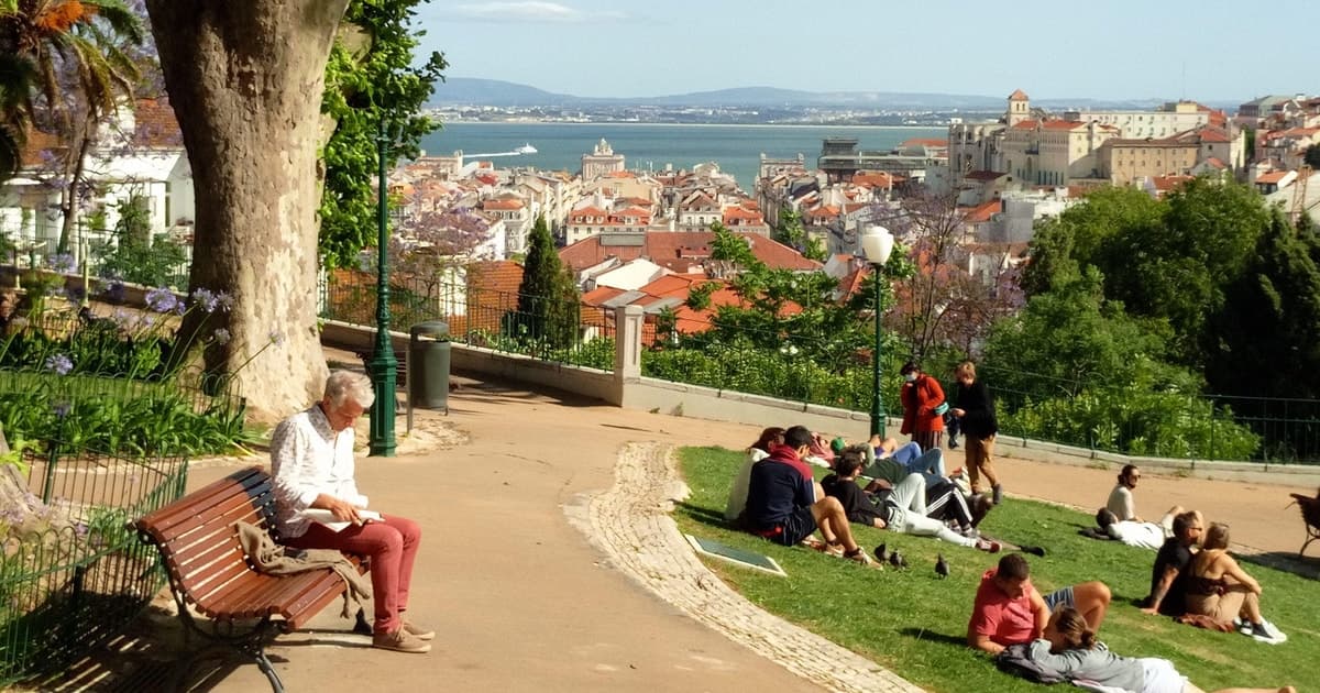 Lisboa: tour a pie por Alfama, Graça y Baixa con miradores