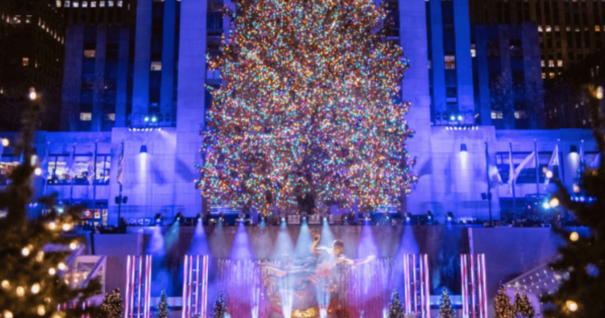 Christmas in New York: Pedicab Tour & Rockefeller Tree