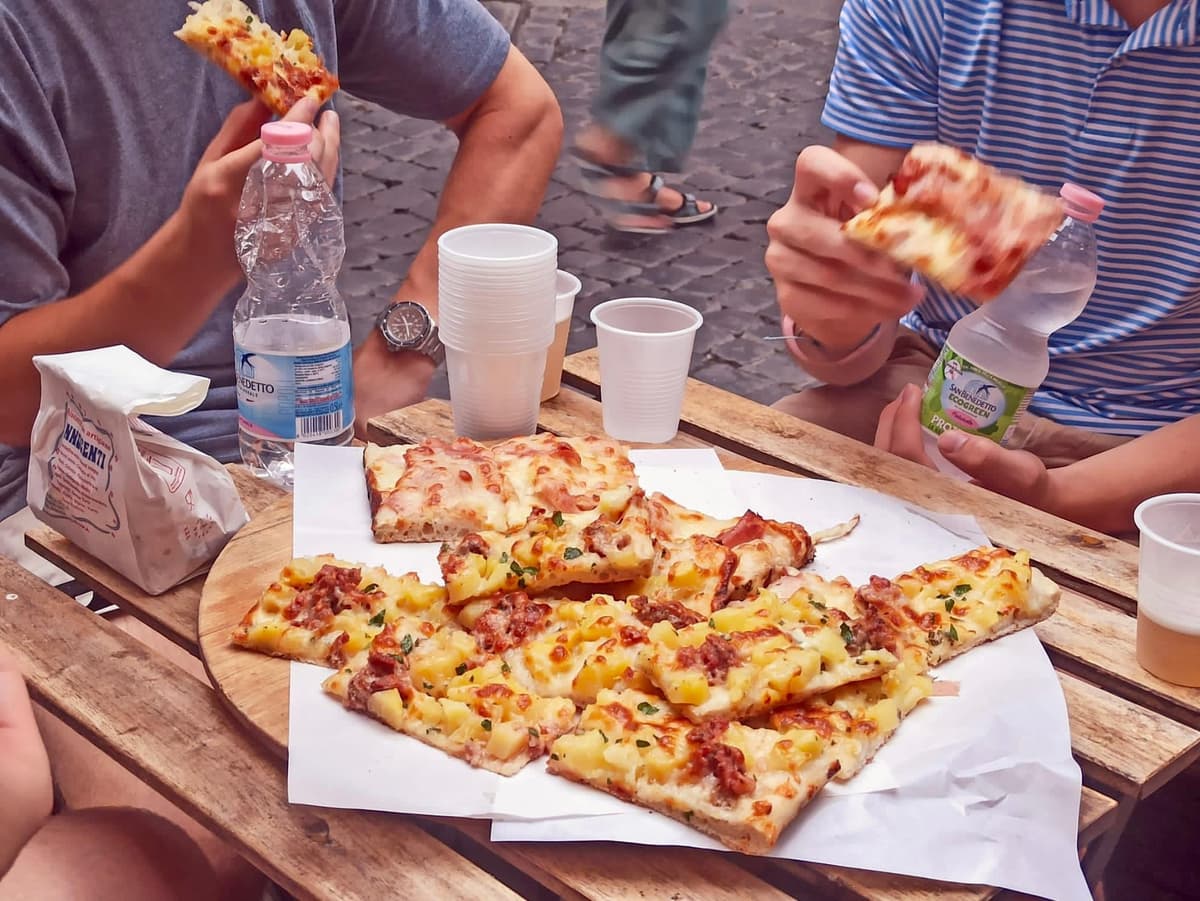 Rome: Trastevere Quarter Street Food Tour with Sightseeing