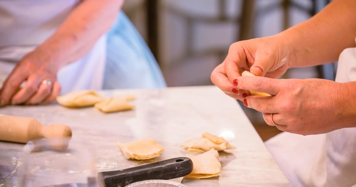 Cooking Class with Carbonara, Pesto Making, Lasagna, Cannoli