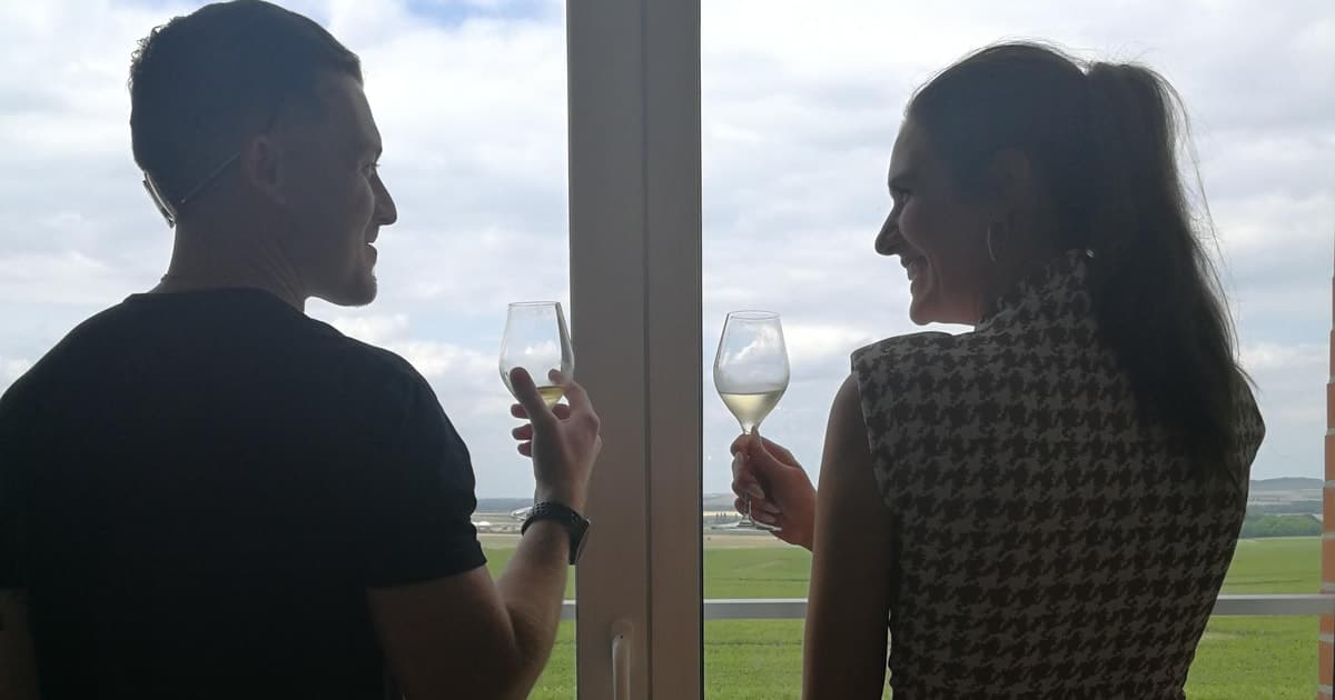 Champagne Day Trip: Reims Cathedral, Tastings & Vineyards