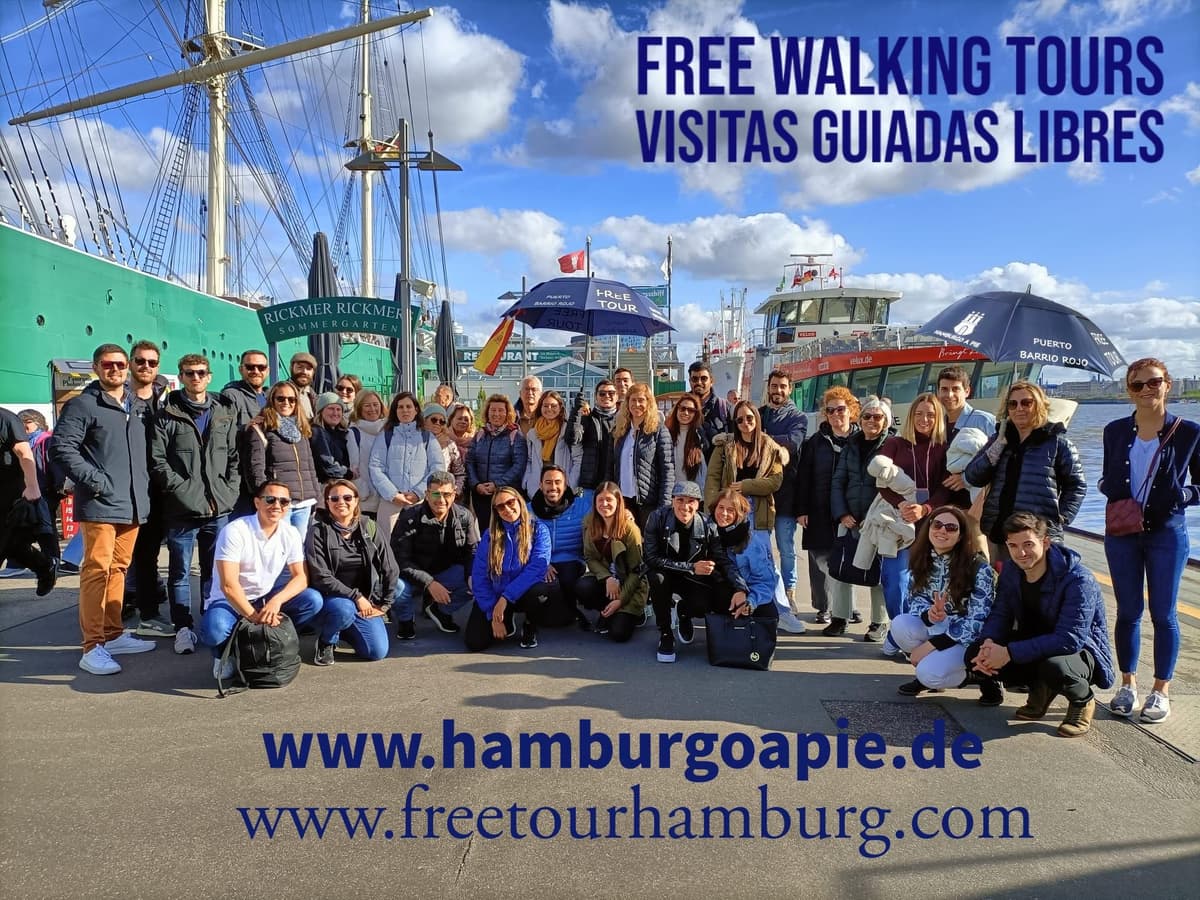 Free Tour: Puerto, Barrio Rojo y Beatles. Tú decides cuánto pagar al final