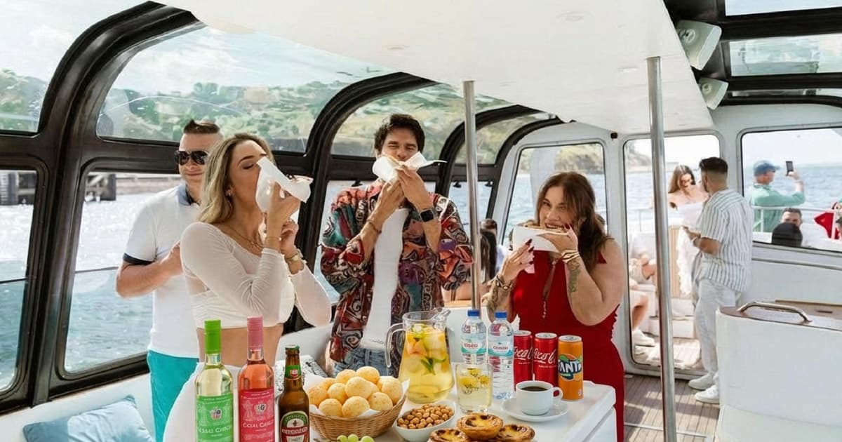 Lisbon: Premium Portuguese Wine & Pizza Cruise with Open Bar