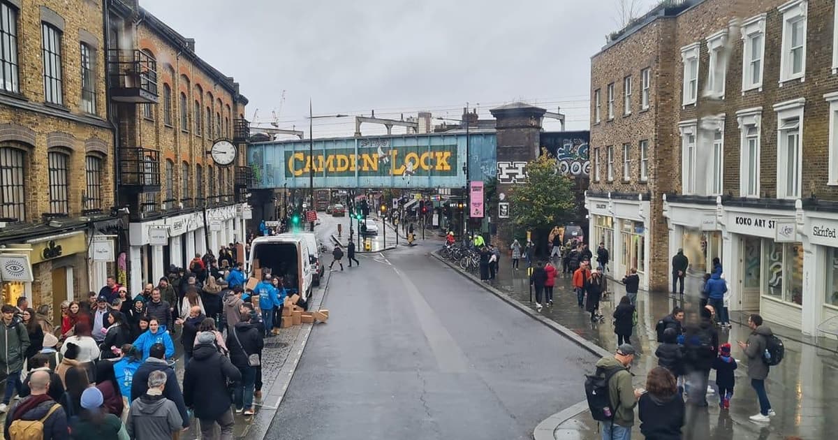 Camden Pub and Walking Tour