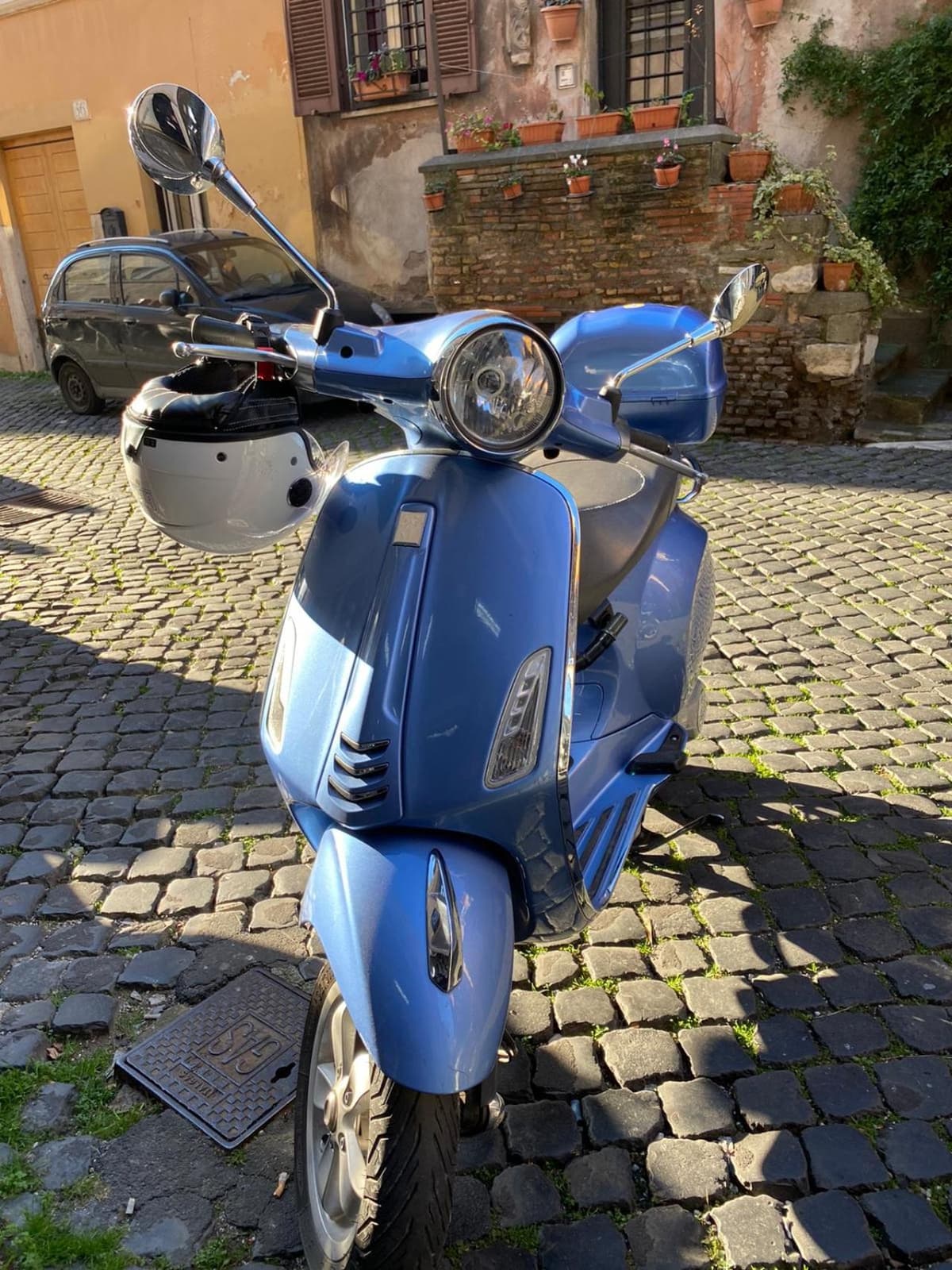RENTA A VESPA