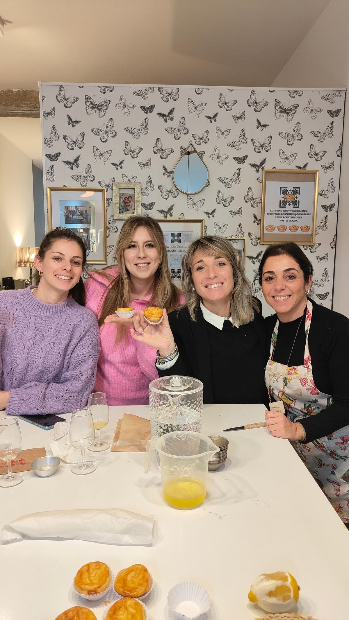 Porto: Pastel de Nata Pastry-Making Workshop with cocktails
