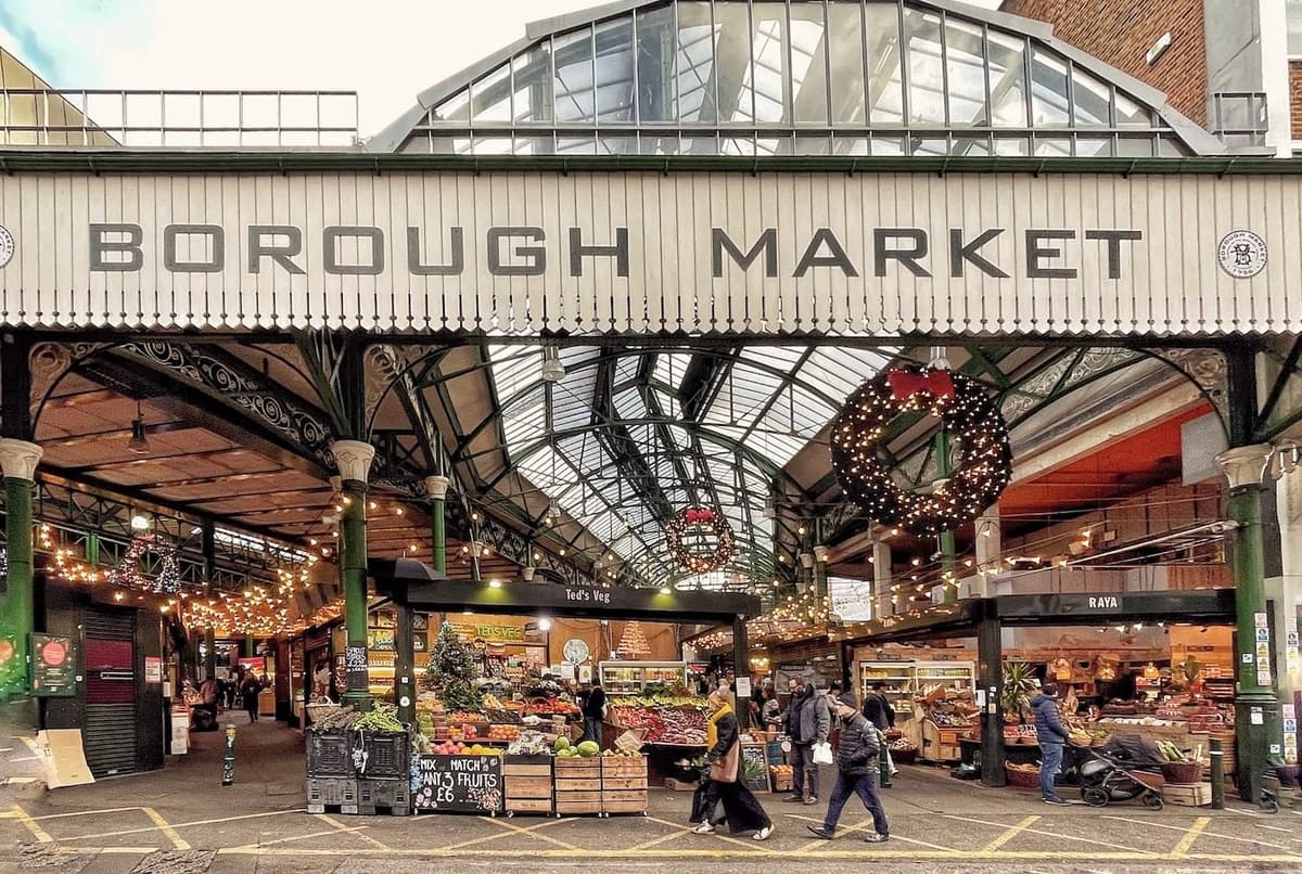 Festive Flavors at Borough Market: Ultimate London Food Tour