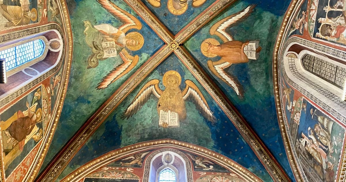 Roma: tour a pie por templos subterráneos y reliquias de la crucifixión