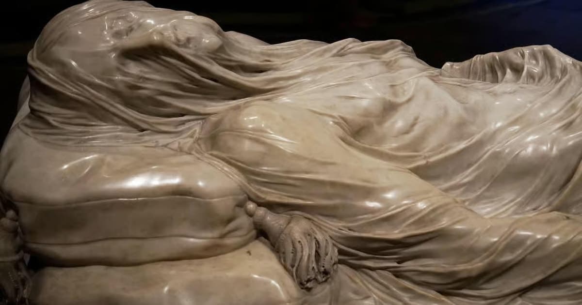 From Rome: Naples Guided Tour and Veiled Christ Entry Ticket