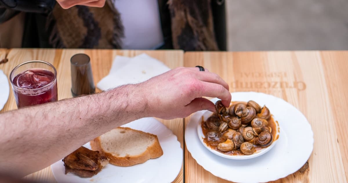 Seville: Flavors of Andalucía Guided Food Tour with Tastings
