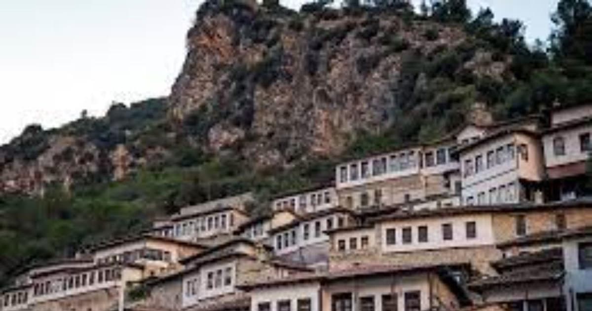 Descubre la ciudad atemporal de Berat, Patrimonio de la Humanidad de la UNESCO