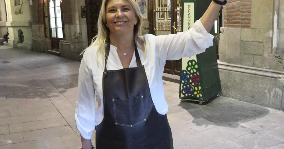 Barcelona: Gothic Quarter Walking Tour & Coffee Tasting