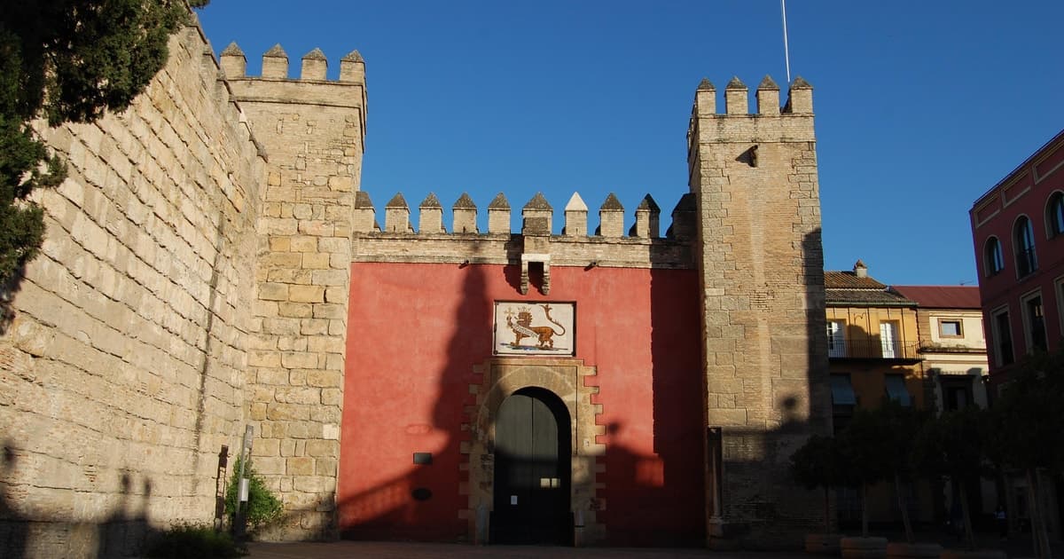 Real Alcázar of Seville Tiny Group Tour