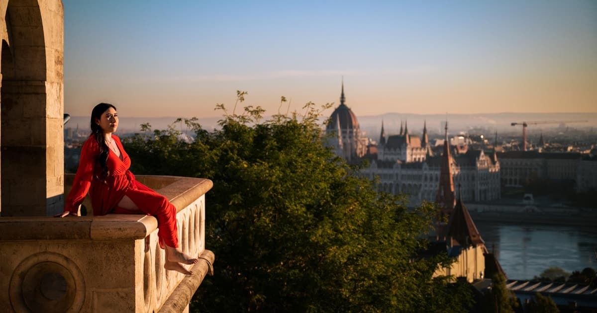 Sesión de fotos en Budapest en el Bastión de los Pescadores y el castillo de Buda