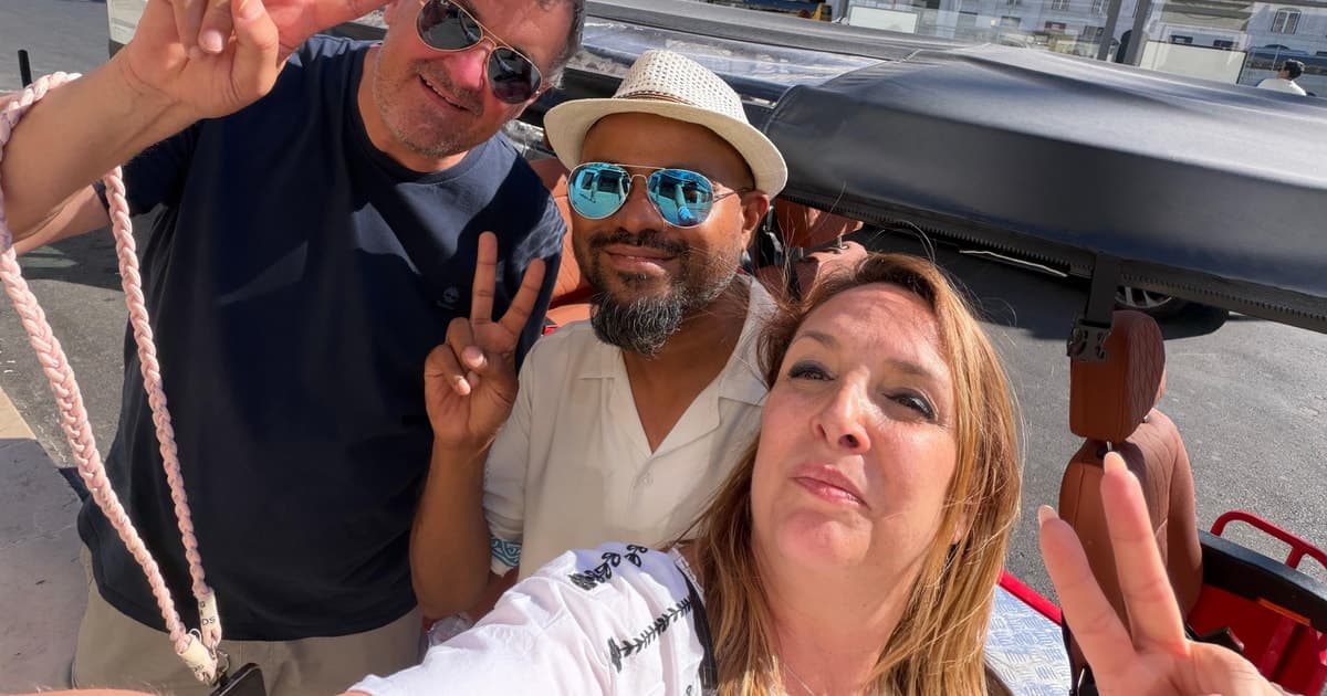 Lisbon: Tuk-Tuk Tour with Local Guide