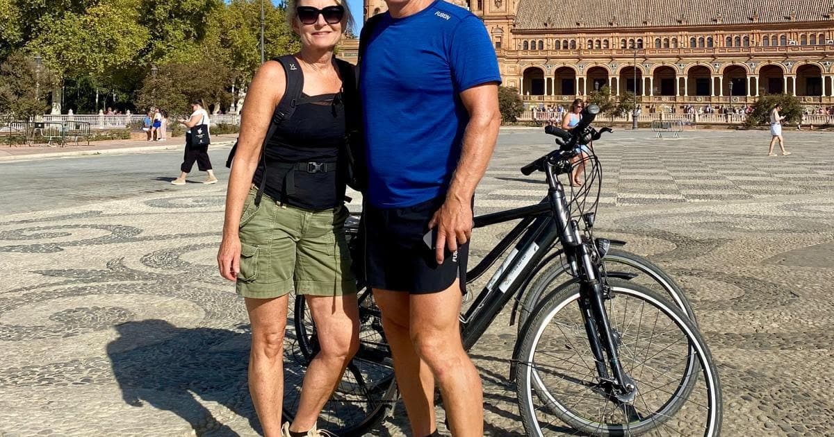 Seville: Small-Group Electric Bike Tour