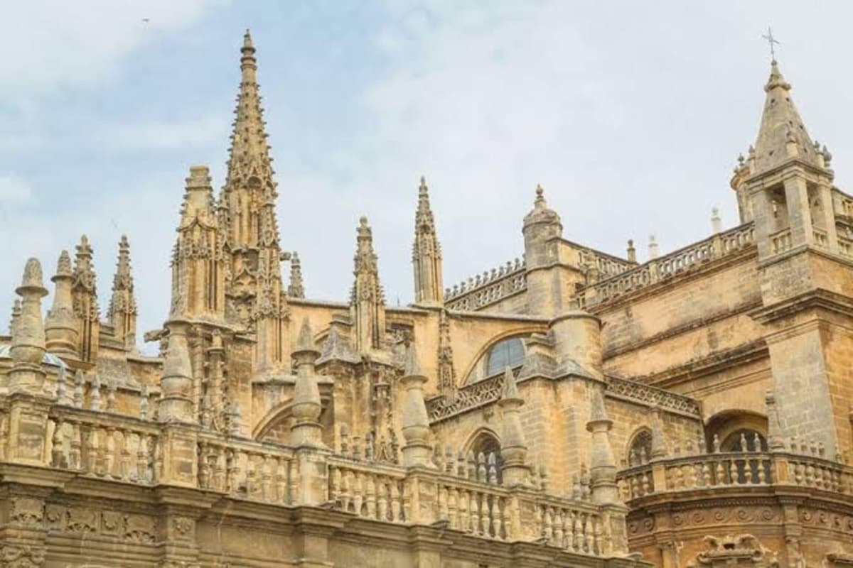 Sevilla: ticket de entrada a la catedral y la Giralda con audioguía
