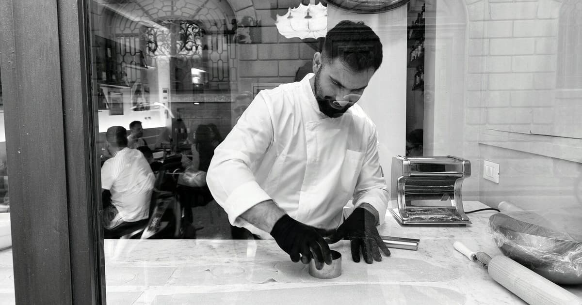 Florence: Fresh Pasta in a Trattoria, Tuscan Lunch, and Unlimited Wine
