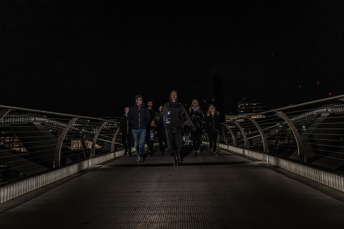 London Night Walking Tour: Ghosts & Haunting Legends
