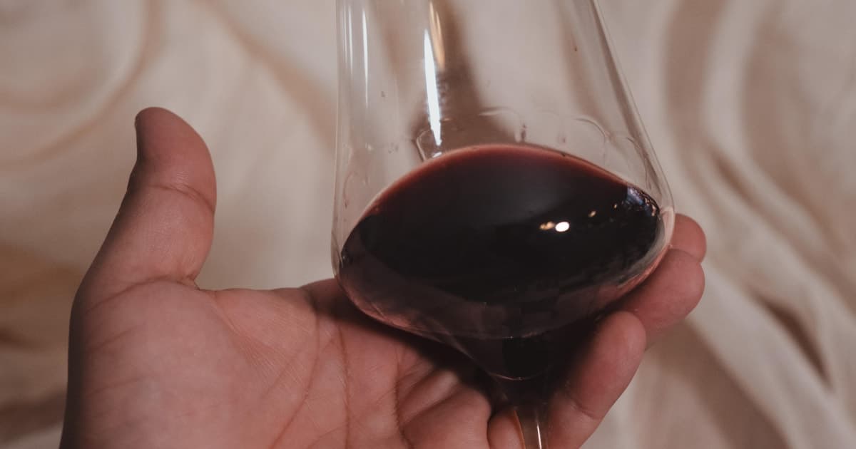 Madrid: Cata guiada de quesos y vinos artesanales