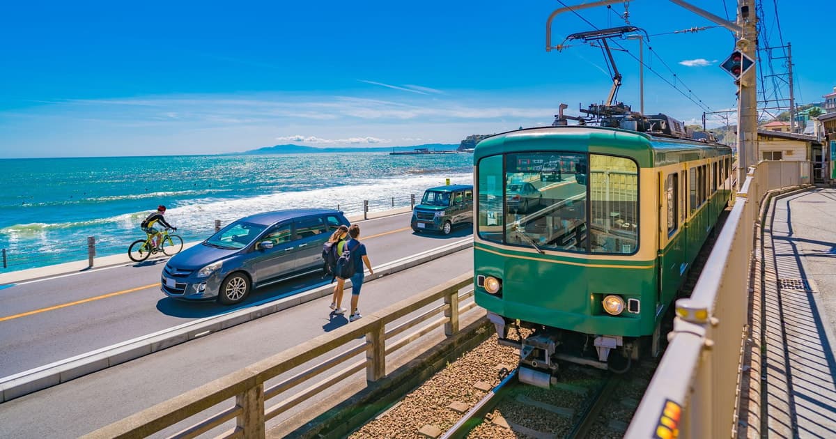 Tokyo: Enoshima, Kamakura or Yokohama Tour (Enoden Included)
