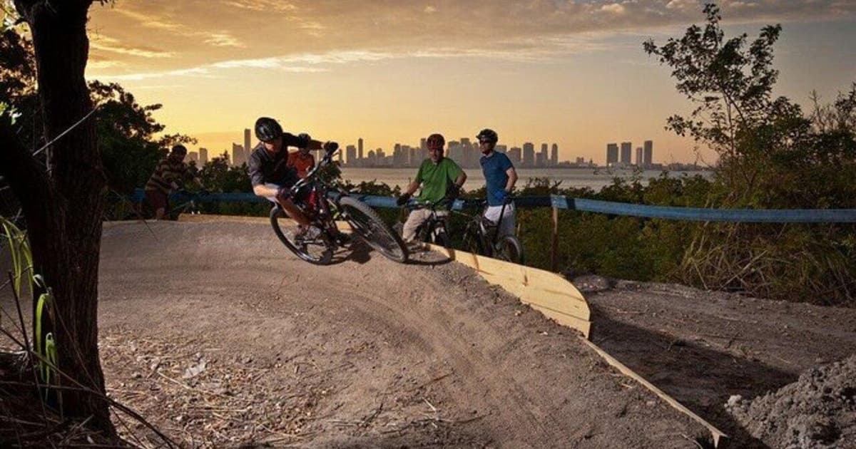 Miami: Mountain Bike Rental on Virginia Key Trails