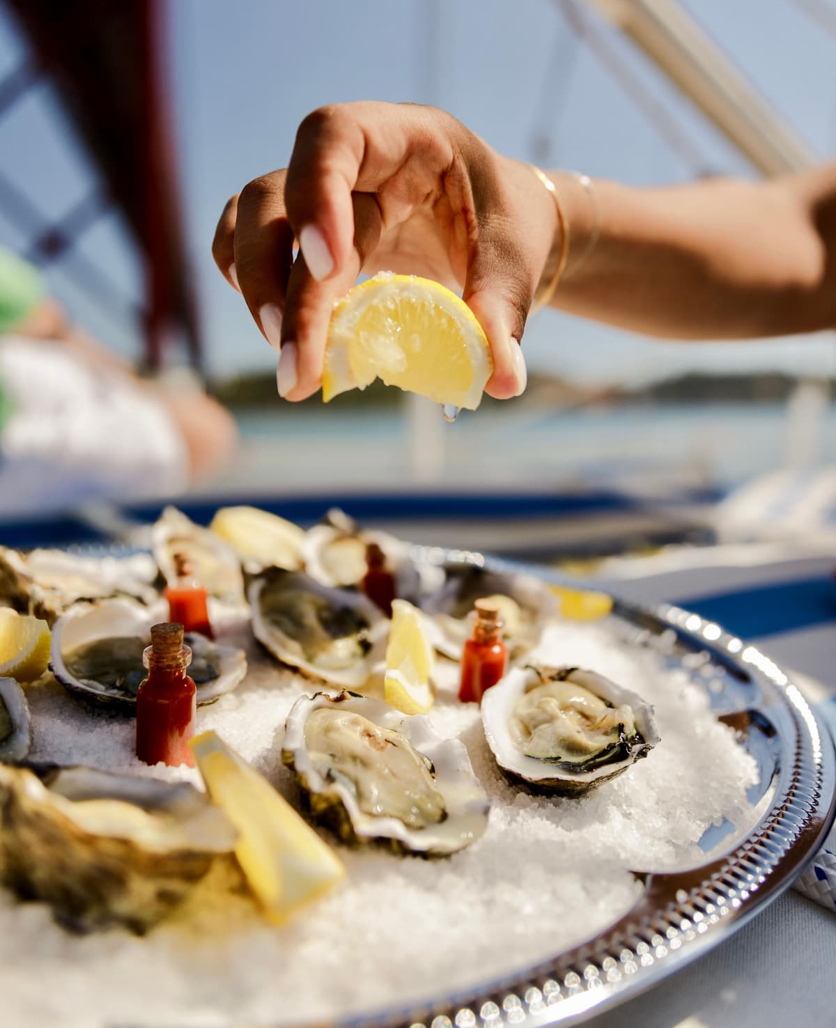 Lisbon: Oyster Tasting Sailboat Tour with Green Wine