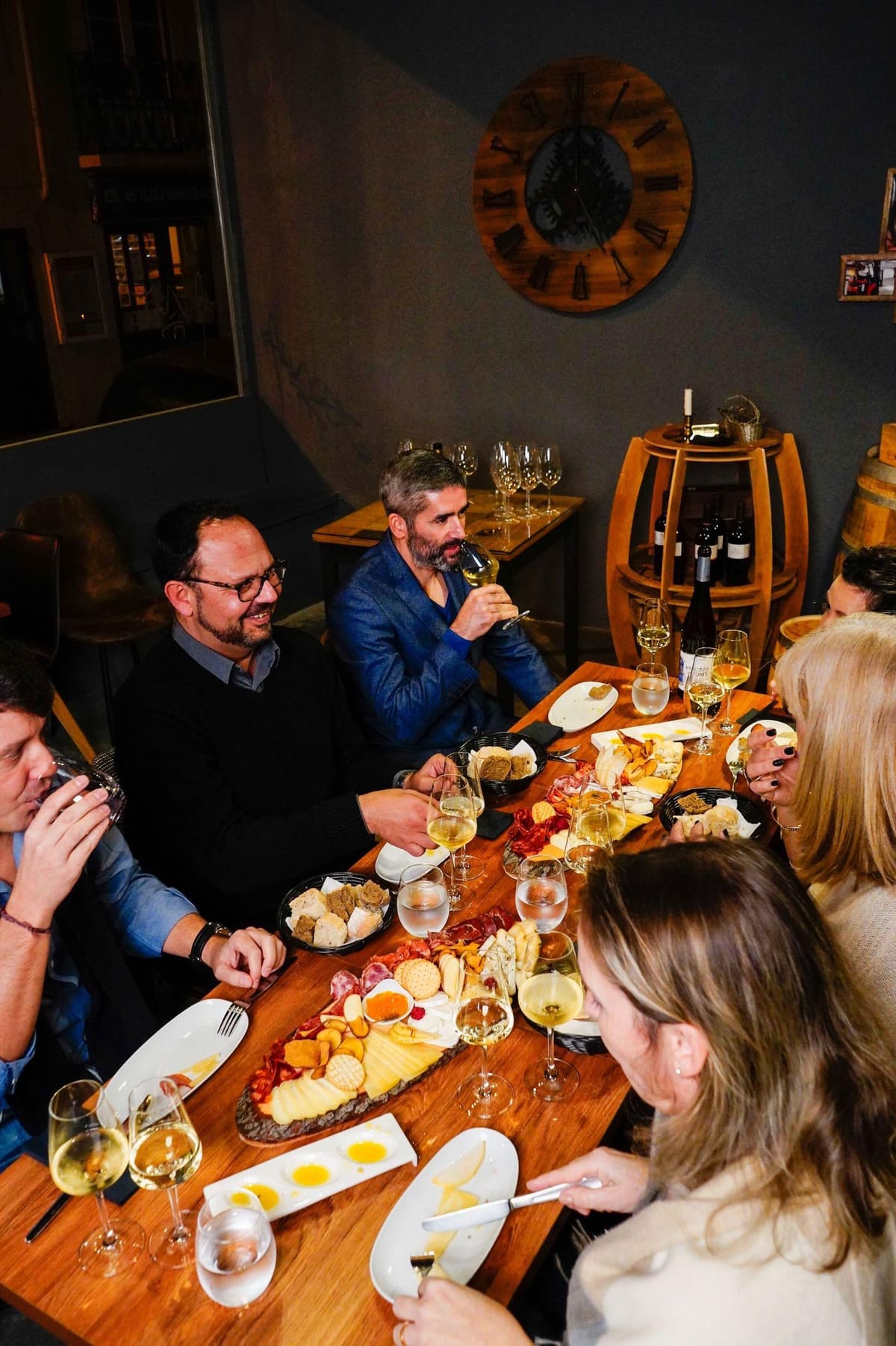 Lisbon: Premium Wine and Tapas Tasting Session