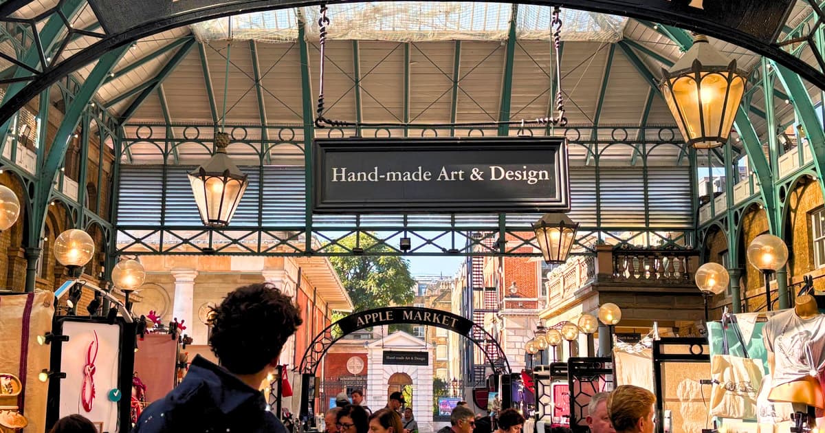 Walking tour: Covent Garden; ghosts and theaters with a final tarot card