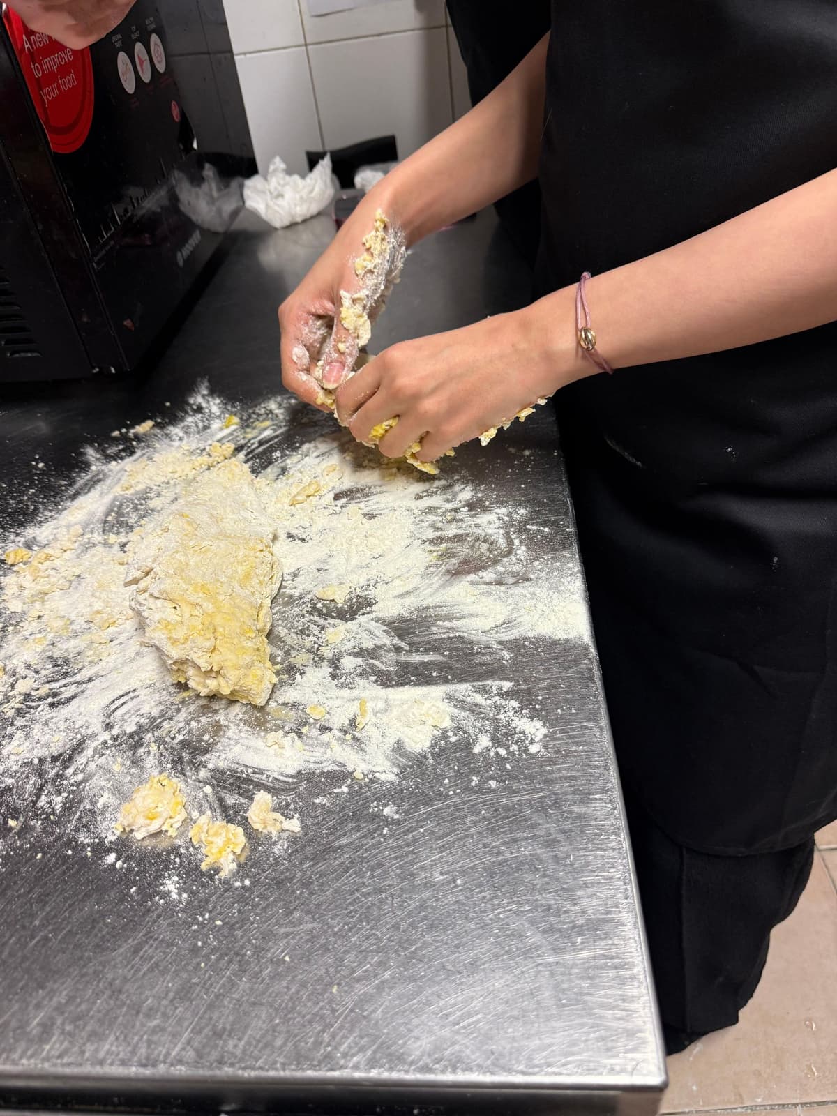 Florence: Private Home Cooking Class Pasta, Tiramisu & Wine