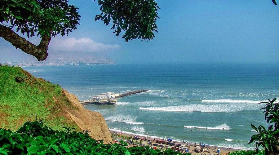 Enjoy Miraflores Caminando: Historia Republicana y Parque del Amor