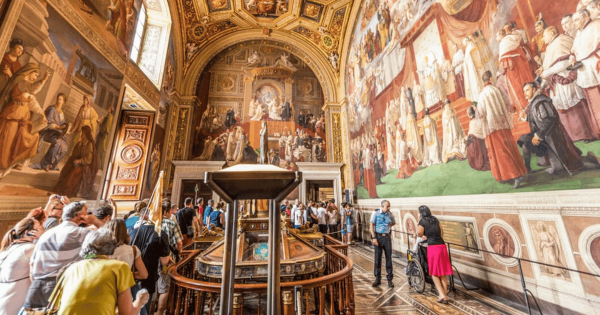 Vatican Museum & Sistine Chapel Skip-the-Line Ticket & Host