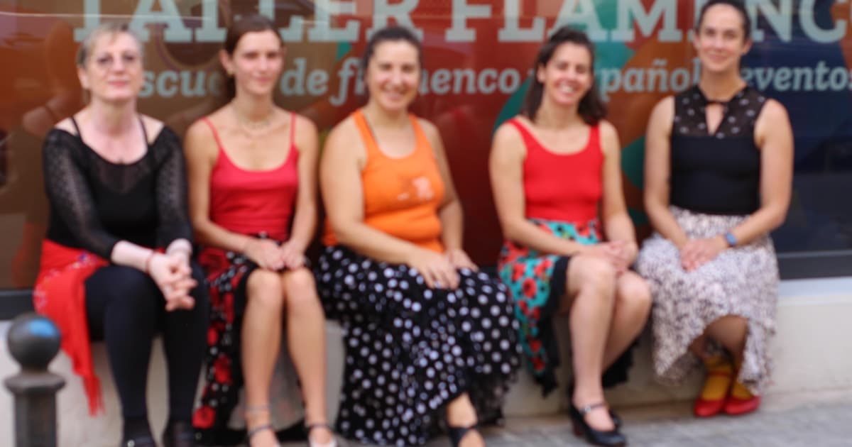 Seville: Flamenco Dance Class on Saturdays at 11.00