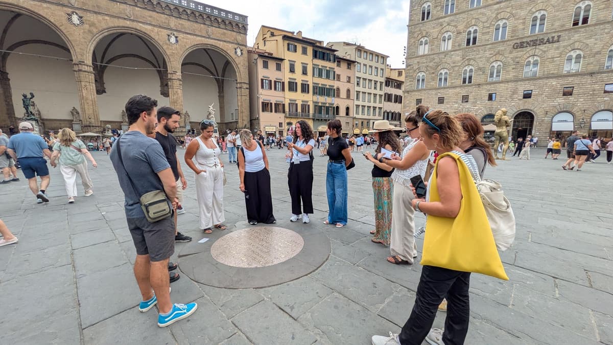 Florence Crimes, Murders & Ghosts Walking Tour with Tastings