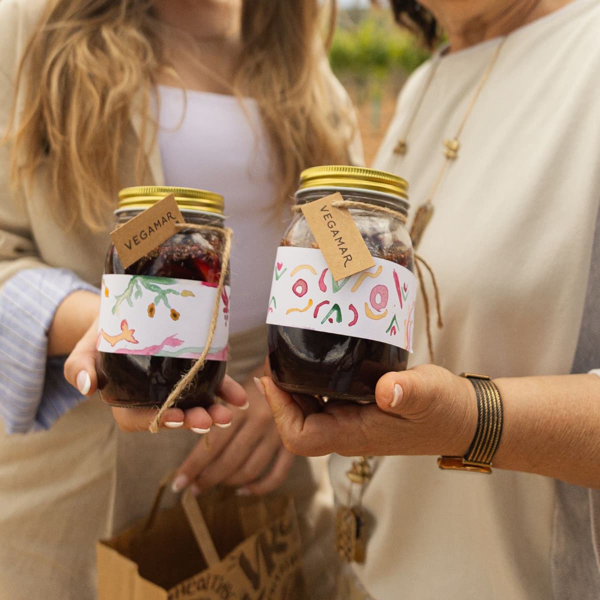 Valencia: Taller de vermut artesanal, visita a una bodega y cata