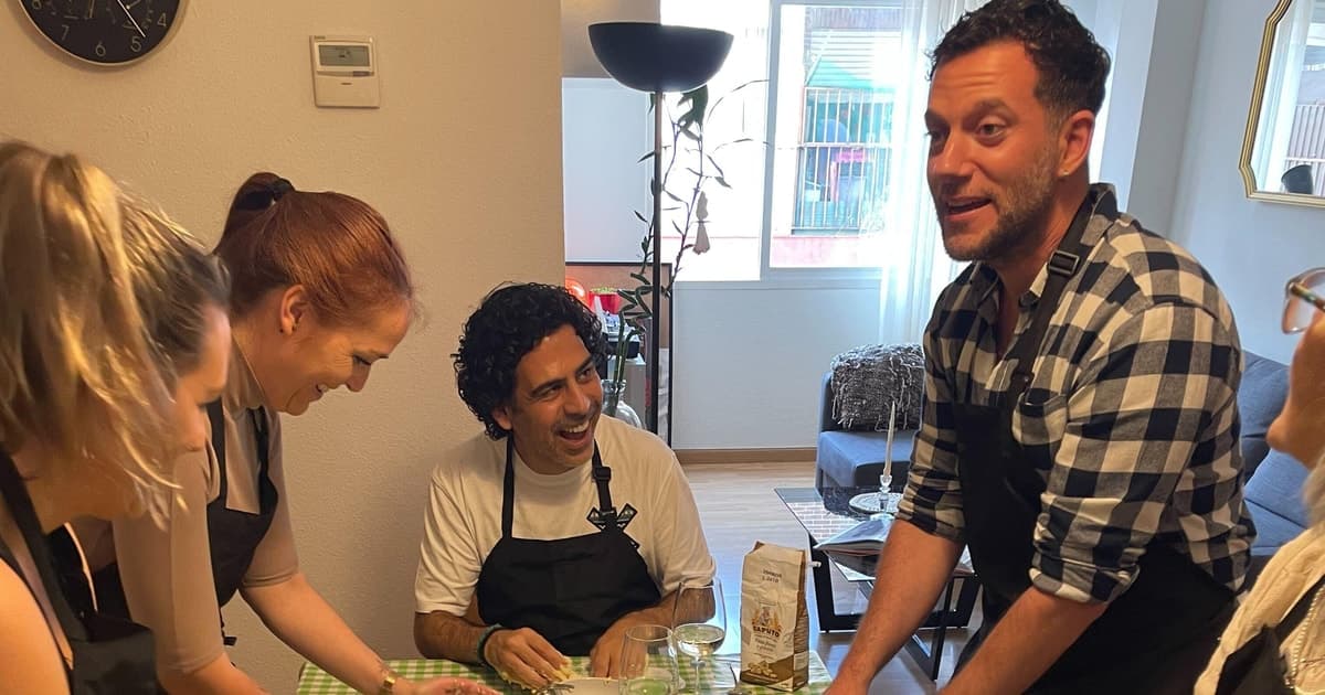 Madrid - Pasta & Prosecco Italian Cooking Experience