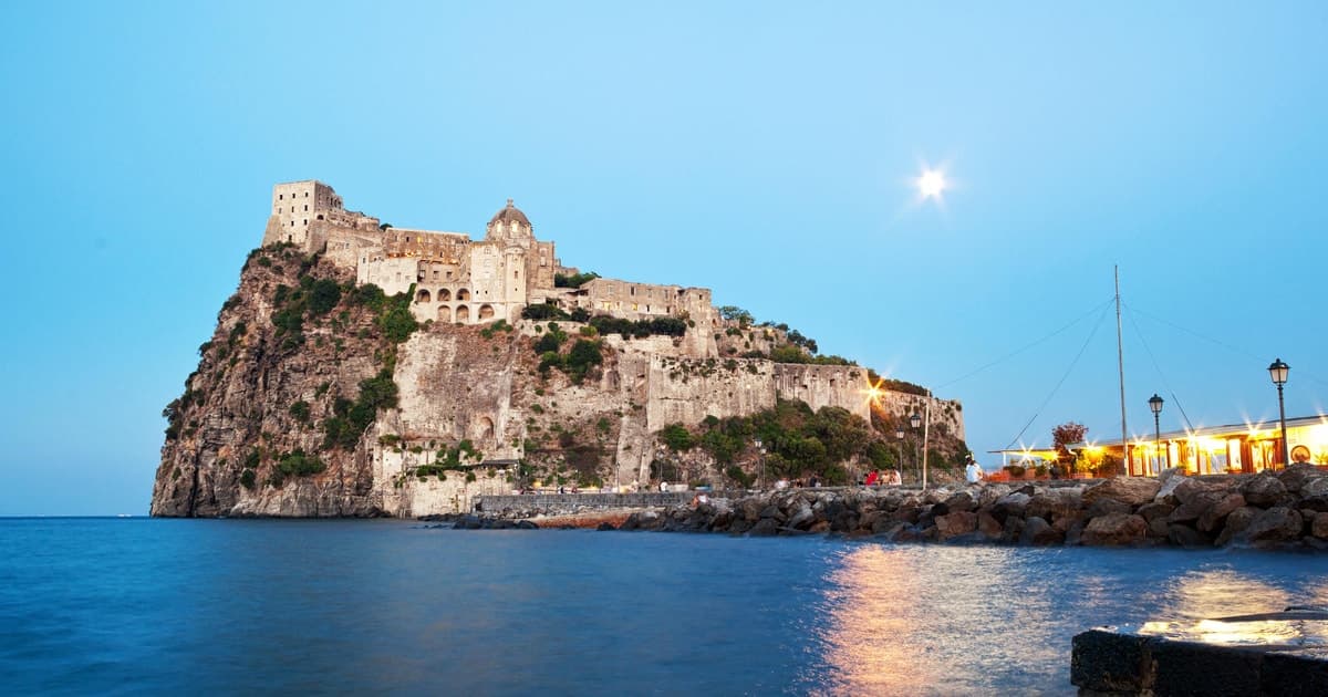 Naples: Boat Excursion to Ischia and Procida with Lunch